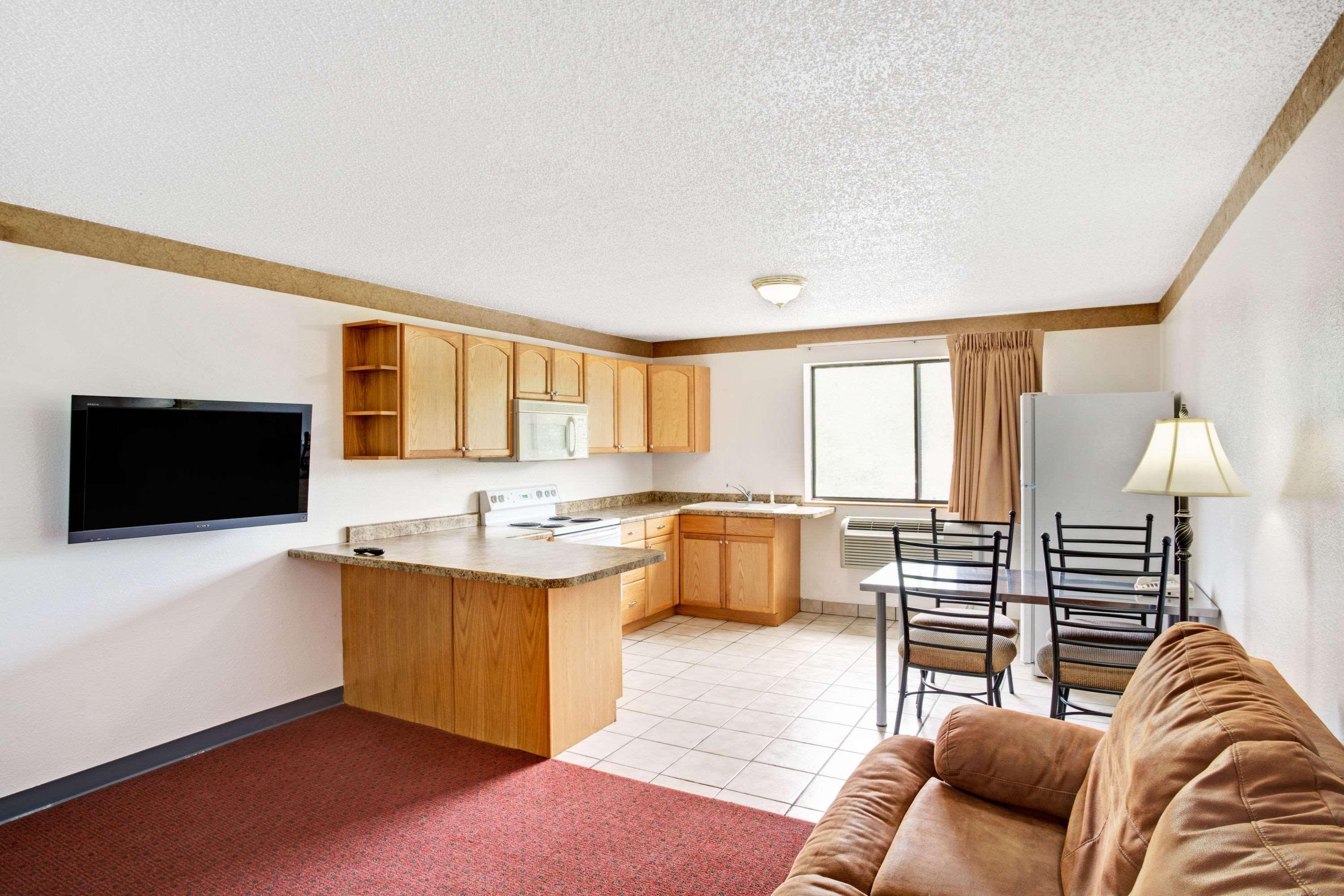 Clearfield Antelope Inn & Suites מראה חיצוני תמונה