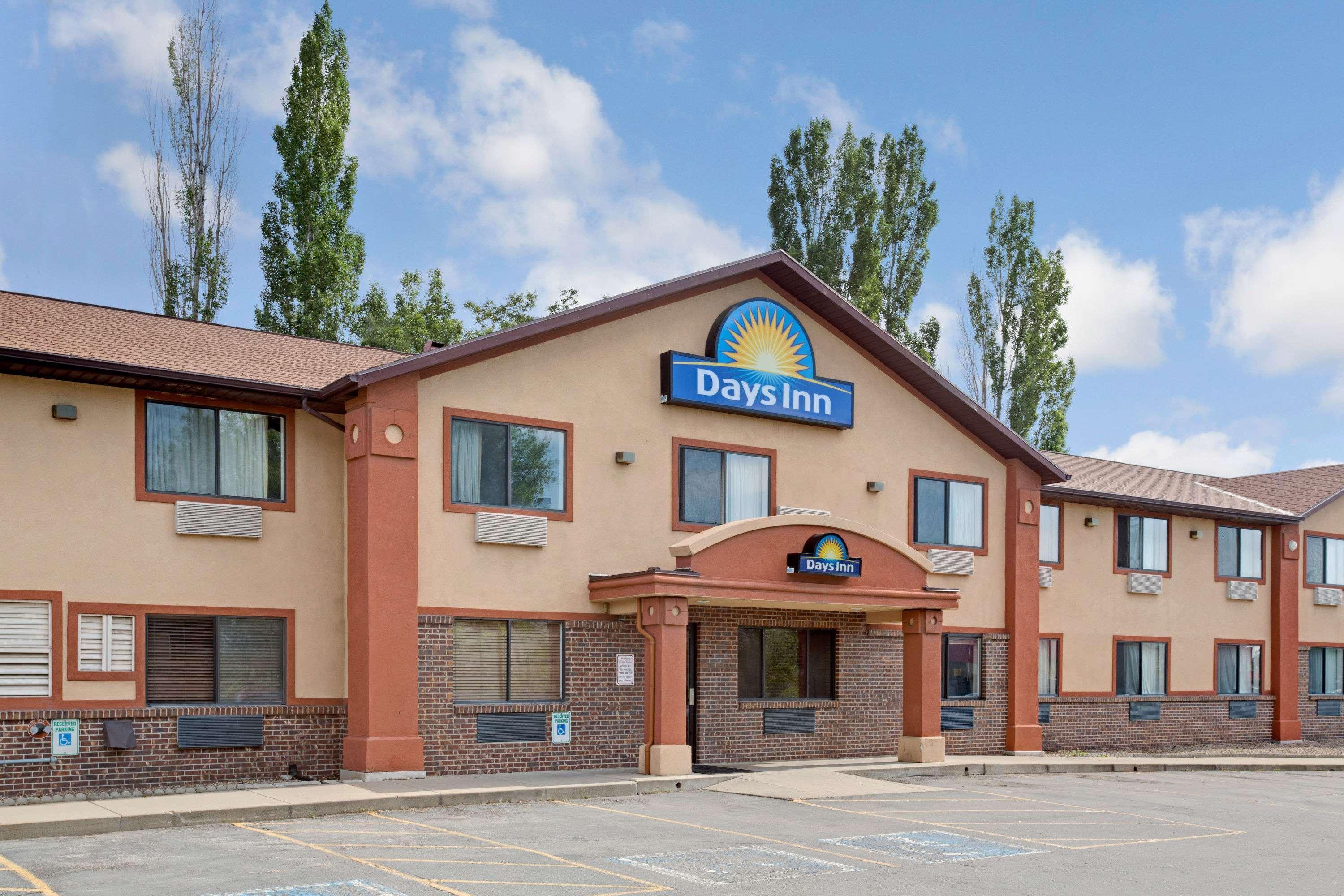 Clearfield Antelope Inn & Suites מראה חיצוני תמונה