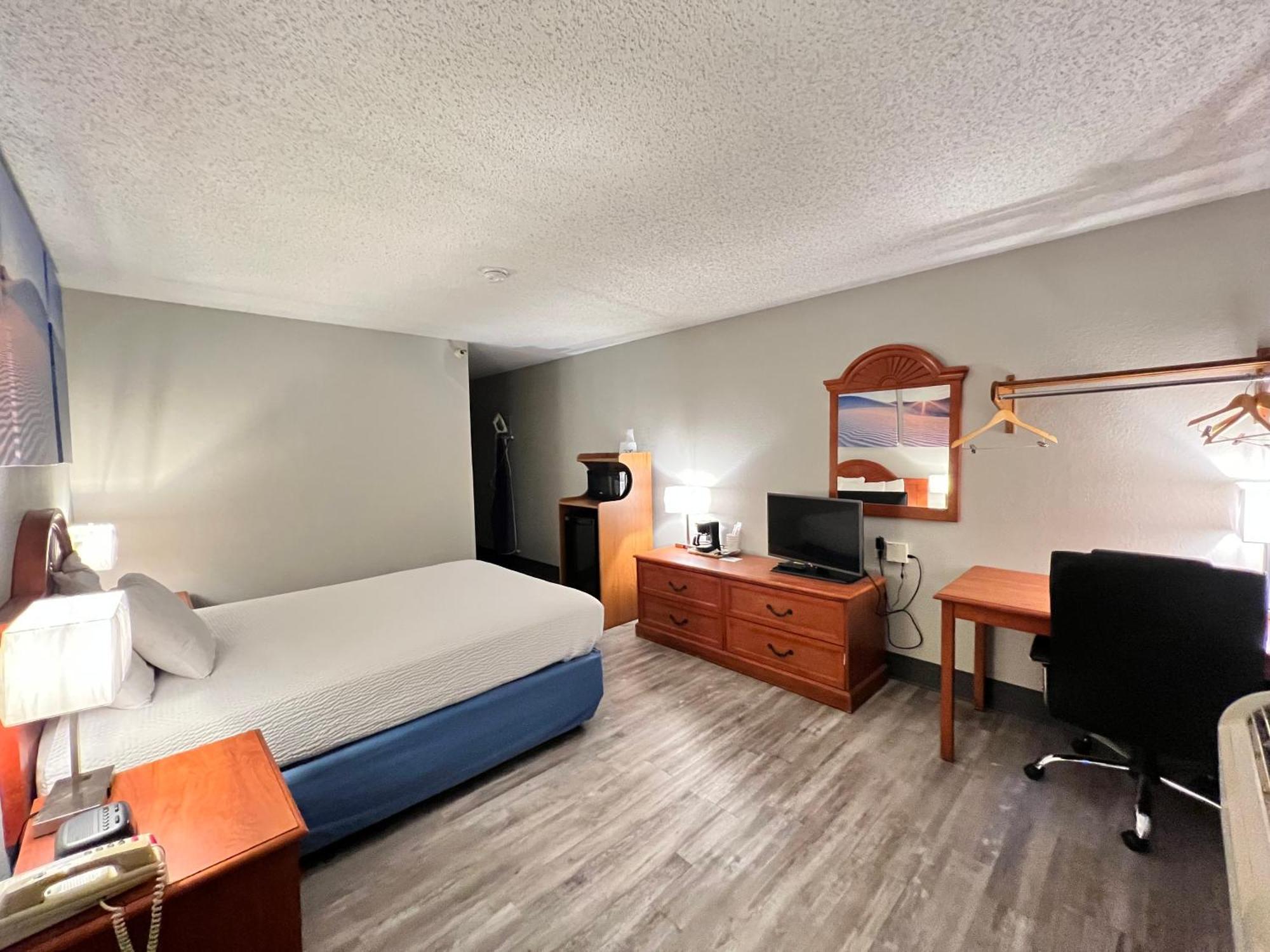 Clearfield Antelope Inn & Suites מראה חיצוני תמונה