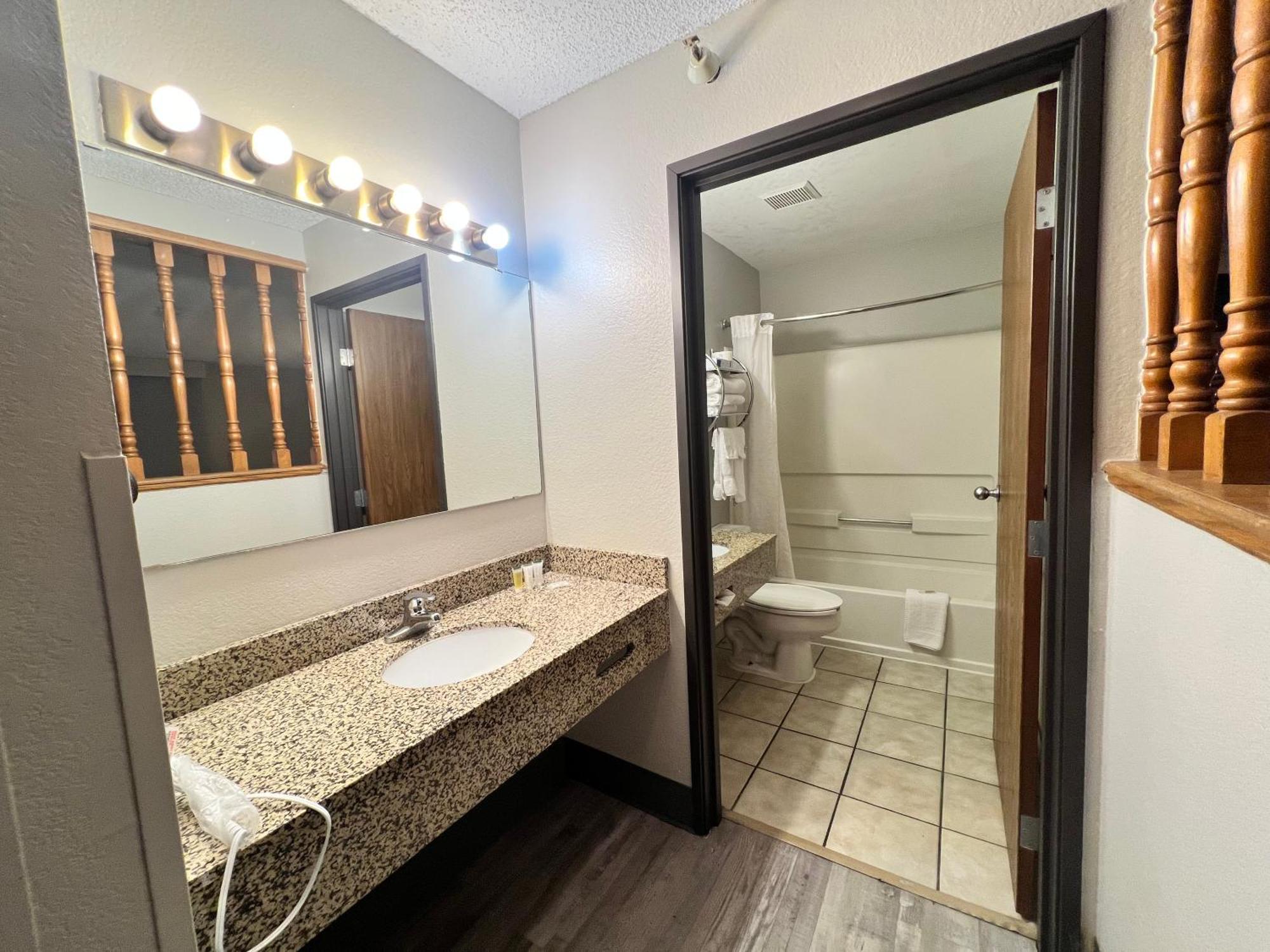 Clearfield Antelope Inn & Suites מראה חיצוני תמונה